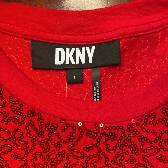 DKNY red size small sequin covered T-shirt - Picture 7 of 8